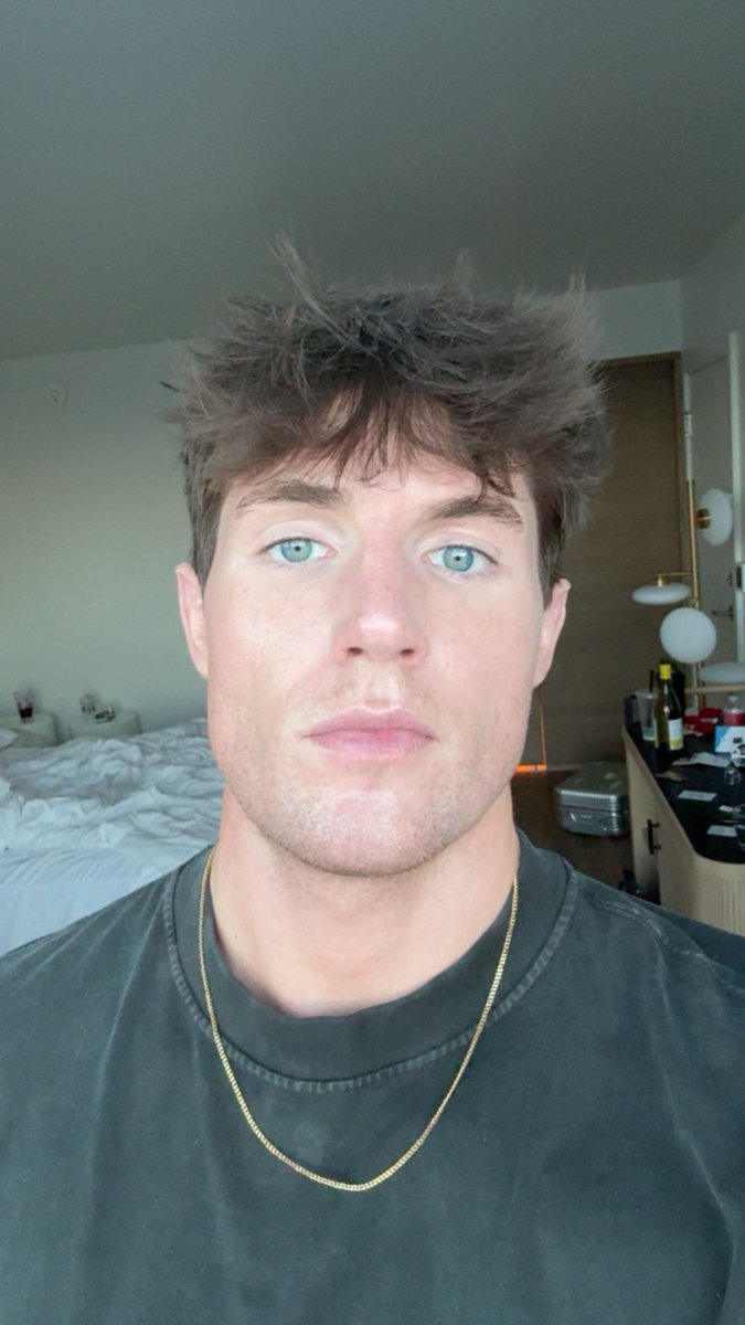 joeywstoll tweet media