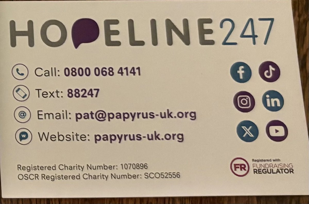 Rowland1Helen's tweet photo. Honoured tonight to meet Brian Taylor, Mayor of @blackburndarwen in
2024–25 & his three daughters (his lady mayoresses). Brian’s mayoral fundraising raised £3,880 for @PAPYRUS_tweets in memory of his nephew, helping keep #HOPELINE247 open for young people & families.
Thank you💜 https://t.co/cPrjJzTWyx