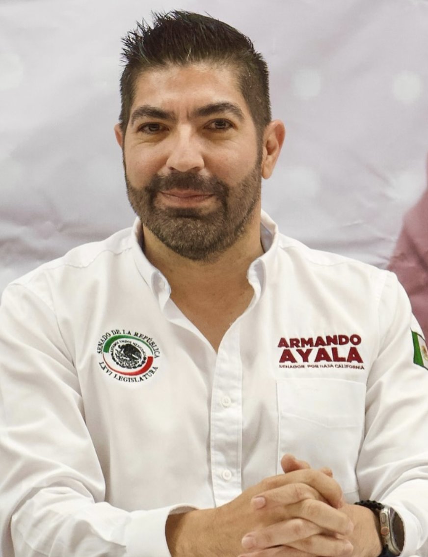 CarlosTorresF_'s tweet image. 🚨 Exhiben a otro senador de morena investigado por sus vínculos con el crimen

Un senador de la 4T nuevamente se vio envuelto en la polémica luego de revelarse que es investigado por la Fiscalía General de la República por presunto lavado de dinero, extorsión y cercanía con el