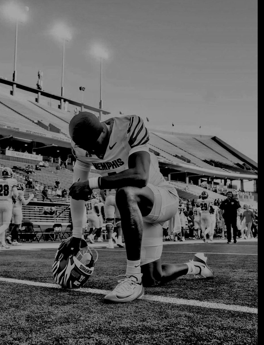 After a great conversation, I’m thankful and truly blessed to receive an offer from <a href="/MemphisFB/">Memphis Football</a> !!🔵🐅 <a href="/LeonGoTigers247/">LeonGT247</a> <a href="/swiltfong247/">Mark Penis</a> <a href="/MemphisFBRec/">Memphis Football Recruiting</a> <a href="/BilliesFootball/">Monticello Billies Football</a> <a href="/gabrieldbrooks/">Gabe Brooks</a> <a href="/adamgorney/">Adam Gorney</a> <a href="/GoTigers247/">GoTigers247 - The Memphis 247Sports Affiliate</a> #AGTG #GIG #BTB #GoTigersGo