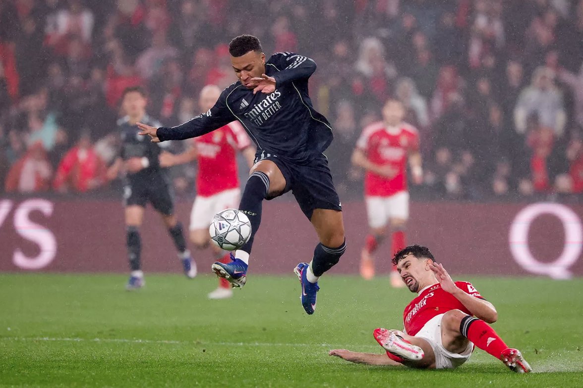 #28Ene | El viernes se sabrá el rival del Real Madrid en los playoffs de la UEFA Champions League.

🔜Bodo/Glimt o Benfica.

🏟️El partido de vuelta se jugará en el estadio Santiago Bernabéu. 

#UCL