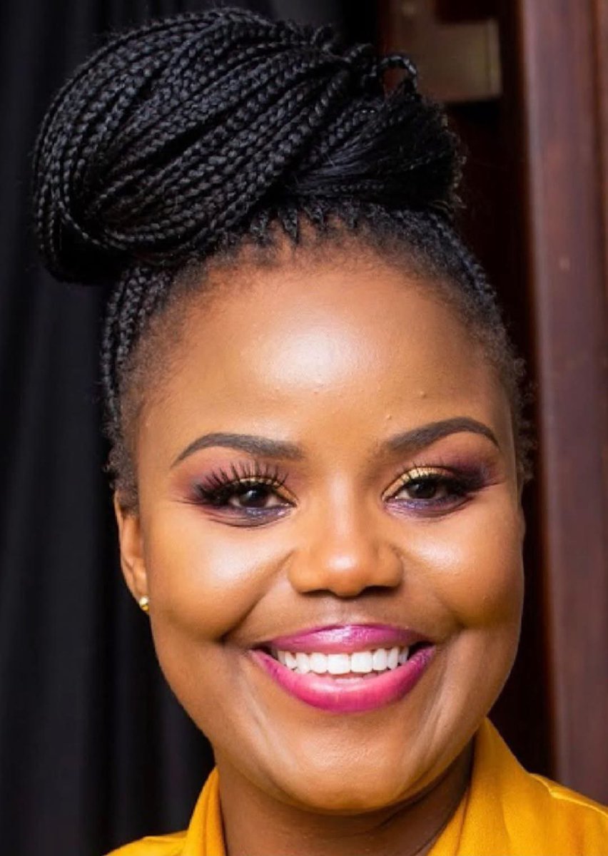 ZimEye's tweet photo. Boxer Themba Gorimbo tells Fadzai Mahere: stop lying to people, saying you want new leaders when you're an old era. 

He asks Fadzayi Mahere, you want to make everyone believe you are actually an Iron Lady when your primary, high school, university fees were all through the same regime. 

Gorimbo says in full: Zimbabwe is a beautiful country with amazing people but makuseni ega ega unodeedzera we need new what what semunhu anosheedzera ngome.

Off course you will choose it over and over again because you benefited and continue to do so through your parents who were pro ( )
It’s just that people don’t like to dig deep into your past Iron man.
Ini I don’t take diss lightly from anyone.

We need new leaders but yet you had a chance and failed people who voted you to rep them.

Chimwe chokwadi siyai tisazo kuudzai.

Pusisai vamwe and continue your morning routine slogans like morning afters.

Don’t mention my name even if you don’t really mention it .

Ini I will address you direct .

What have you done for the people of Zimbabwe actually besides posting confusing statements daily ?
I have built boreholes, even Sir vatori nane vanotombopa havo mota kana voda attention .
Iwe you are a beneficiary of the same regime.
Your primary , high school , university fees were all through the same regime .
Now you want to make everyone believe you are actually iron what ?
Iron mumaiona moiziva here ?