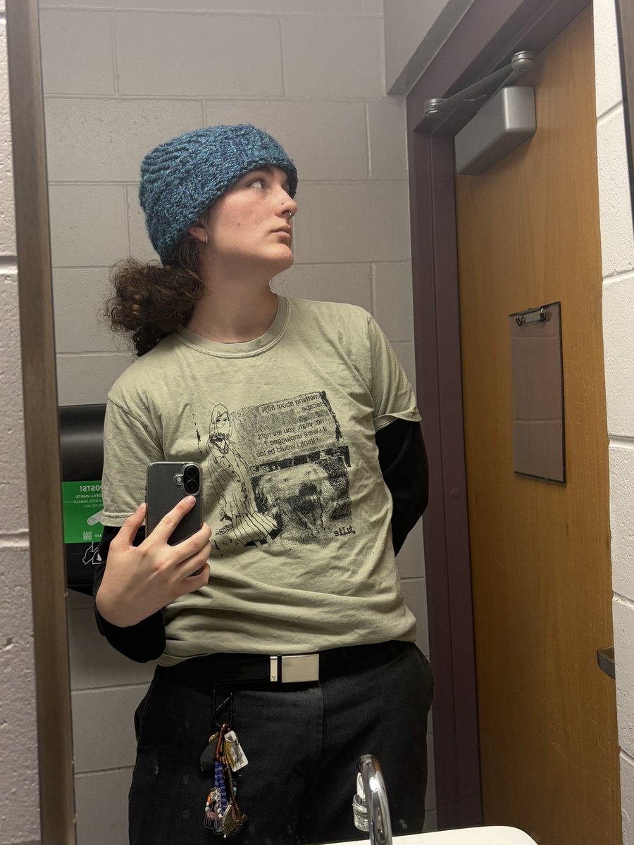 liquidmorg's tweet image. Julie, you don’t have to kill just to be happy.