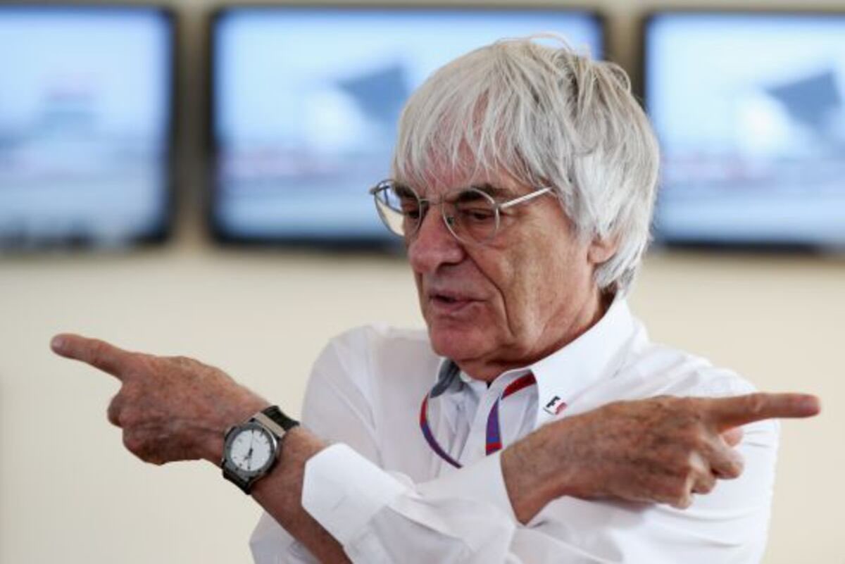 Aprendí de Bernie Ecclestone lo inteligente que hay que ser a la hora de negociar y sobre todo, que no te pueda el ego.
A un negociador exitoso le importa un bledo quedar como un tonto, como un ogro o como que perdió la negociación. 
Sólo le importa salirse con la suya.
Y lo hace