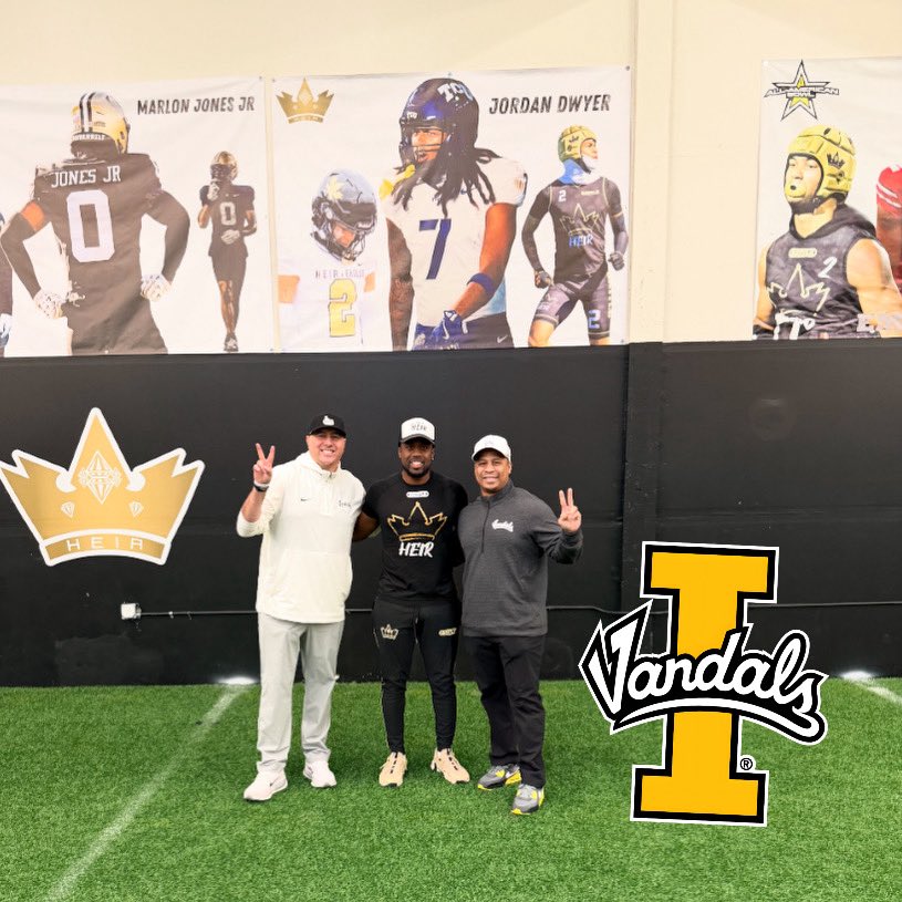 RegJones20's tweet image. S/O to the University of Idaho Head Coach, and Recruiting Coordinator/TE’s Coach for stopping by the facility today to talk about the next wave of ballers coming from @HeirFootball . 

The Vandals are ALWAYS good to my guys every year!

#ThisIsHEIR 👑 // #BowDown 👑 // #CrownsUp