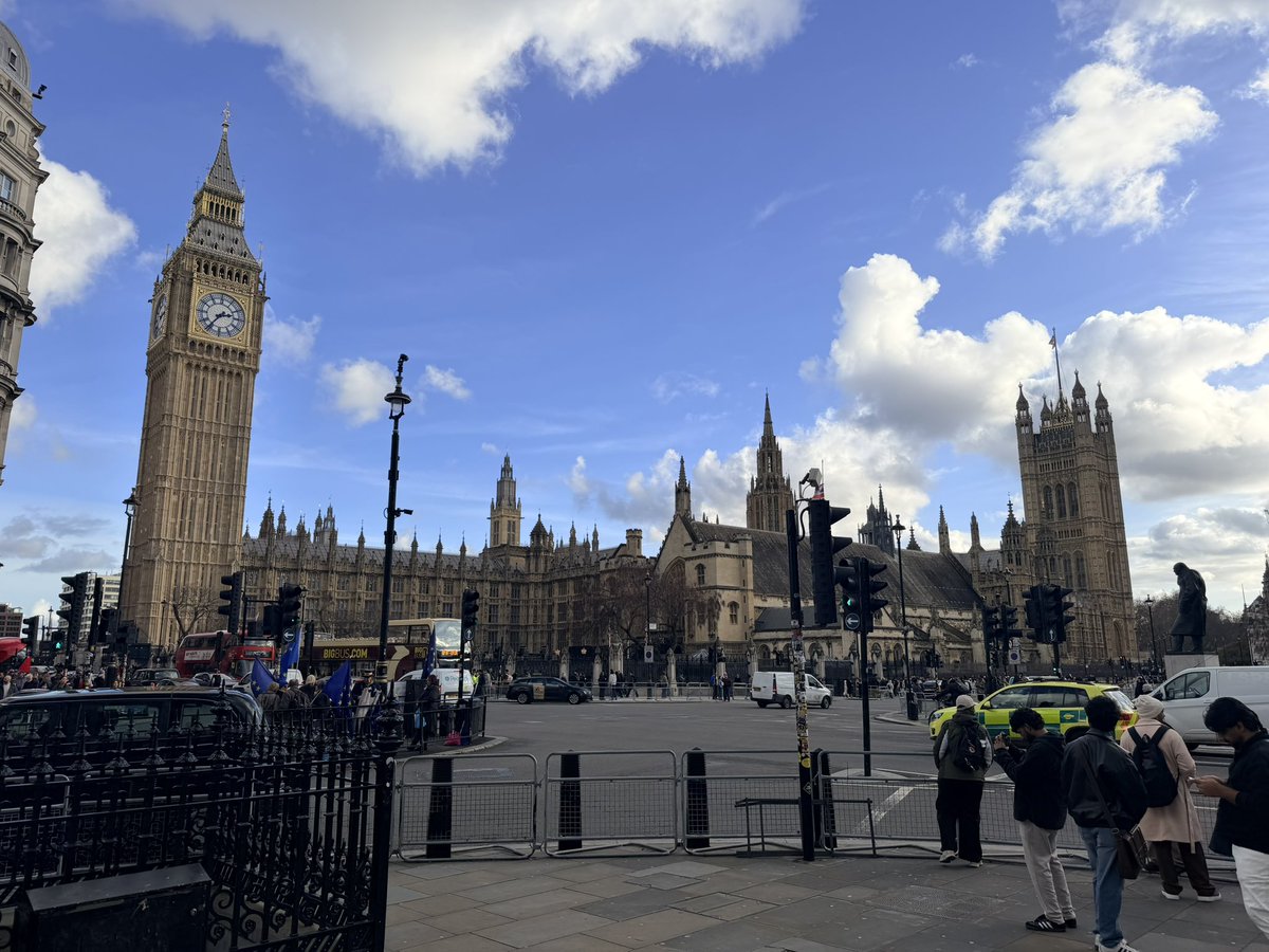 Alejomex - Buying Skins tweet media