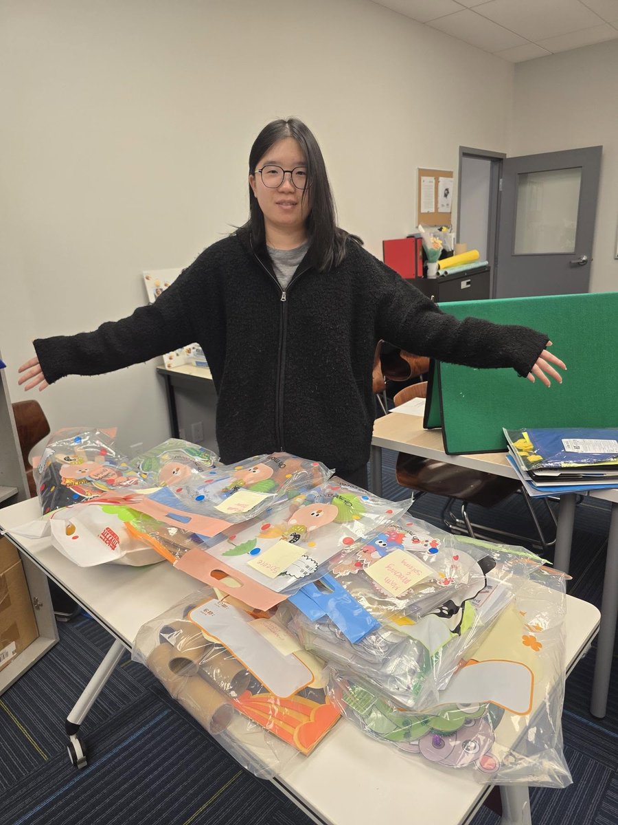 sprottshaw's tweet image. Jennifer from our Richmond campus is all set to begin her Early Childhood Education (ECE) practicum! ✨ Supplies are packed, crafts are ready, and the excitement is at an all‑time high! 🎨#sprottshawcollege #sprottshaw #eceprogram #richmondbc #learnmore #thiscouldbeyou