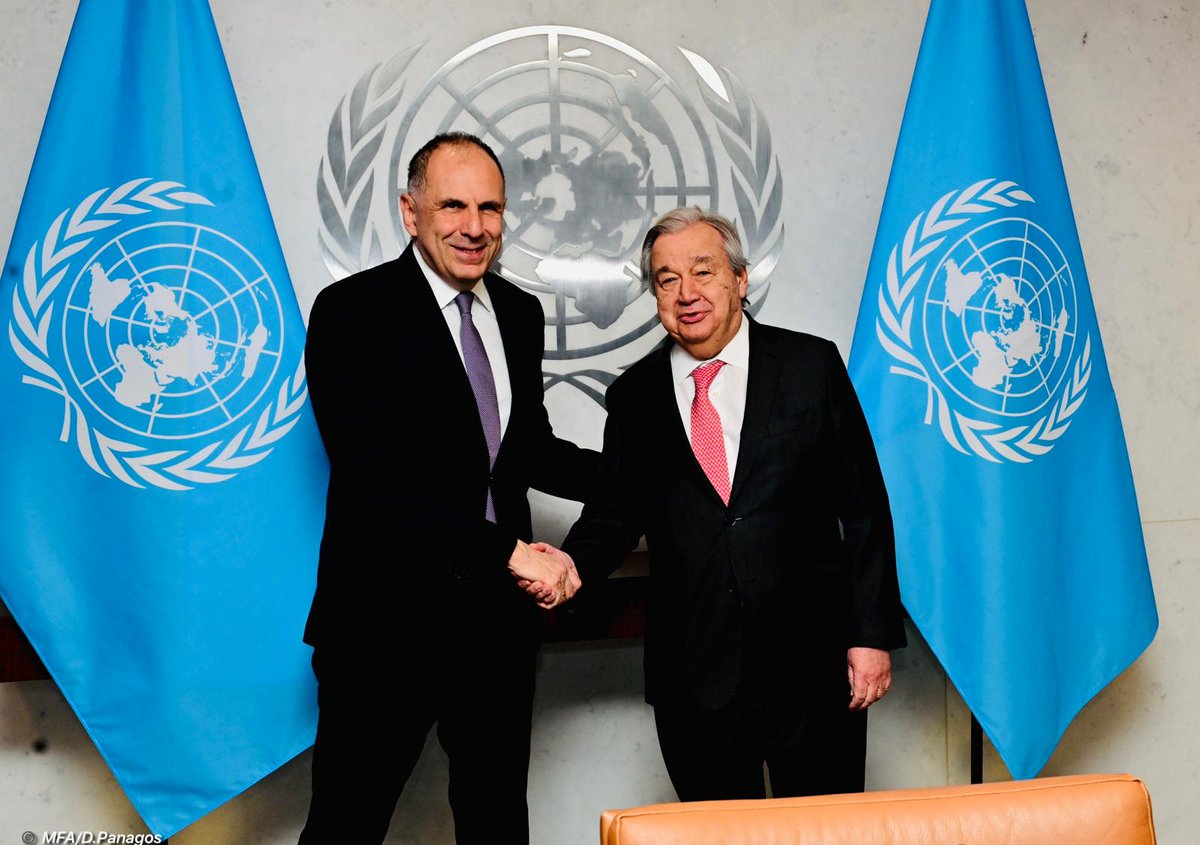 📍New York, #UN 🇺🇳 Headquarters 

FM George Gerapetritis met w/ <a href="/UN/">United Nations</a> Secretary-General António Guterres <a href="/antonioguterres/">António Guterres</a>. 

Discussions focused on #Cyprus issue, regional and int’l developments w/ focus on Middle East, Libya, Syria &amp; sub-Saharan Africa.