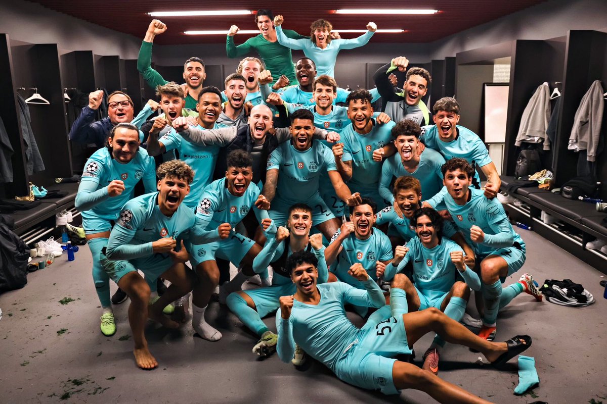 rettoweiler's tweet photo. O auge do Tugão, em Bilbau e Lisboa! Golos decisivos ao cair do pano, drama, nervos e glória! 
Este formato Champions tem muito sumo, o Sporting faz história e o Benfica chega ao playoff com golo do GR no último suspiro. 
What a day 👏🏽 https://t.co/moxP7ru908
