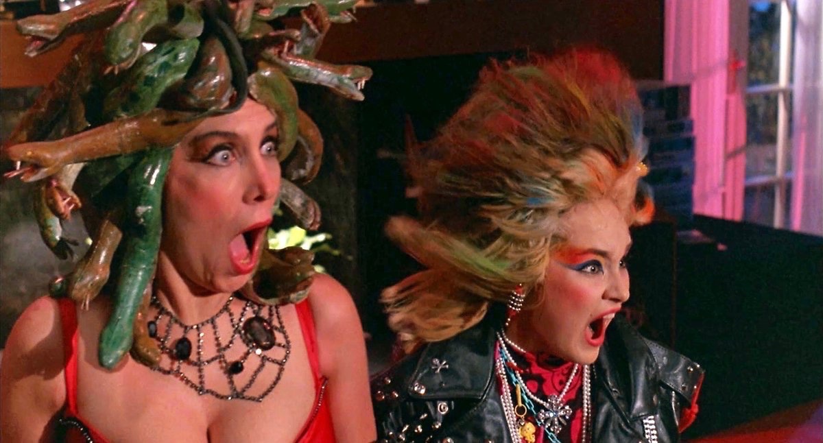 EugWSerra's tweet photo. On February 14, 1986, TerrorVision was released. #TerrorVision #DianeFranklin #GerritGraham
#MaryWoronov #ChadAllen
#JonathanGries #JenniferRichards
#AlejandroRey #BertRemsen #CharlesBand #AlbertBand #JohnCarlBuechler #TedNicolaou https://t.co/yIUvlmEv0k
