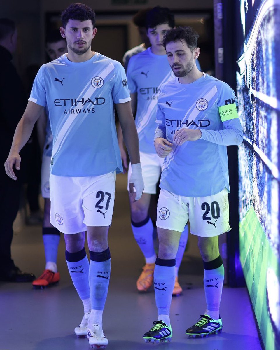 CityContentHD's tweet photo. It’s an honour to have you as captain @BernardoCSilva 💙 https://t.co/ftqmcZRZ4Q