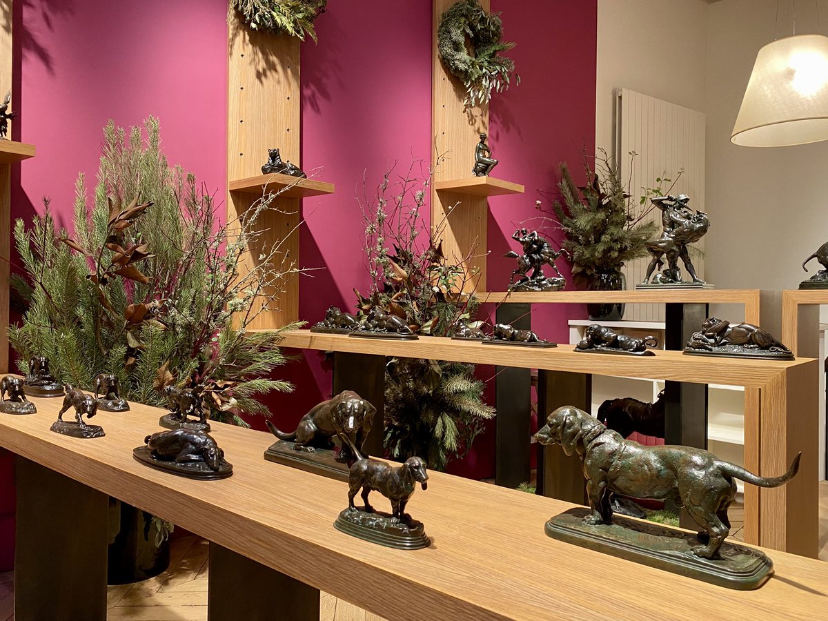 Guiguiii94's tweet photo. Dernière semaine pour se rendre à la @galerieGNB qui a mis une dizaine d’années pour réunir près de 80 bronzes de #Barye (1795-1875), petits et grands, sujets mythologiques, historiques, militaires et bien évidemment son bestiaire, dont plusieurs modèles très rares. https://t.co/S8w5L38toR