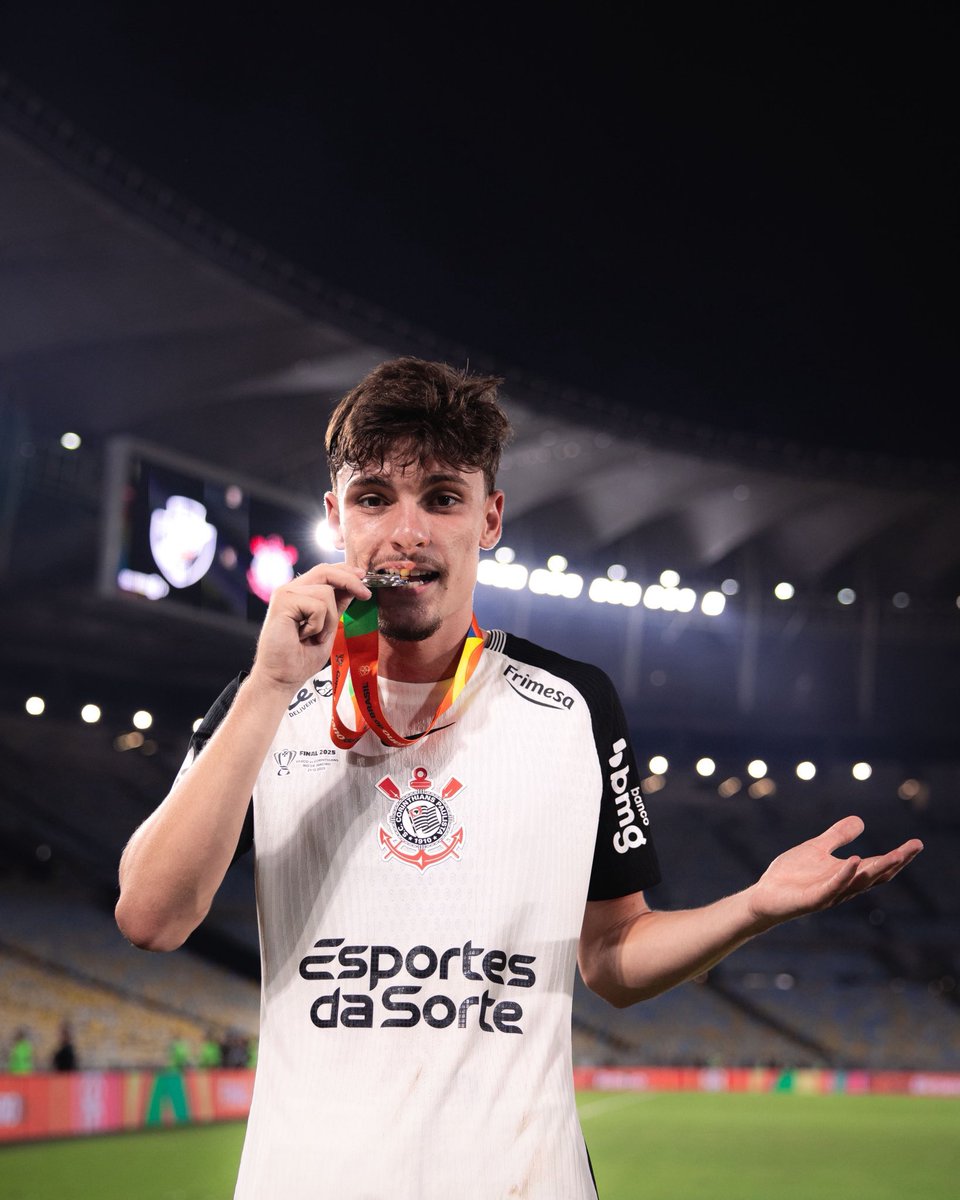 pitoco_67's tweet image. GENIO BIDON!!!!!!