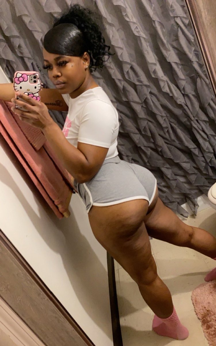 MelMilaani's tweet image. Back in 2022 💕🌸