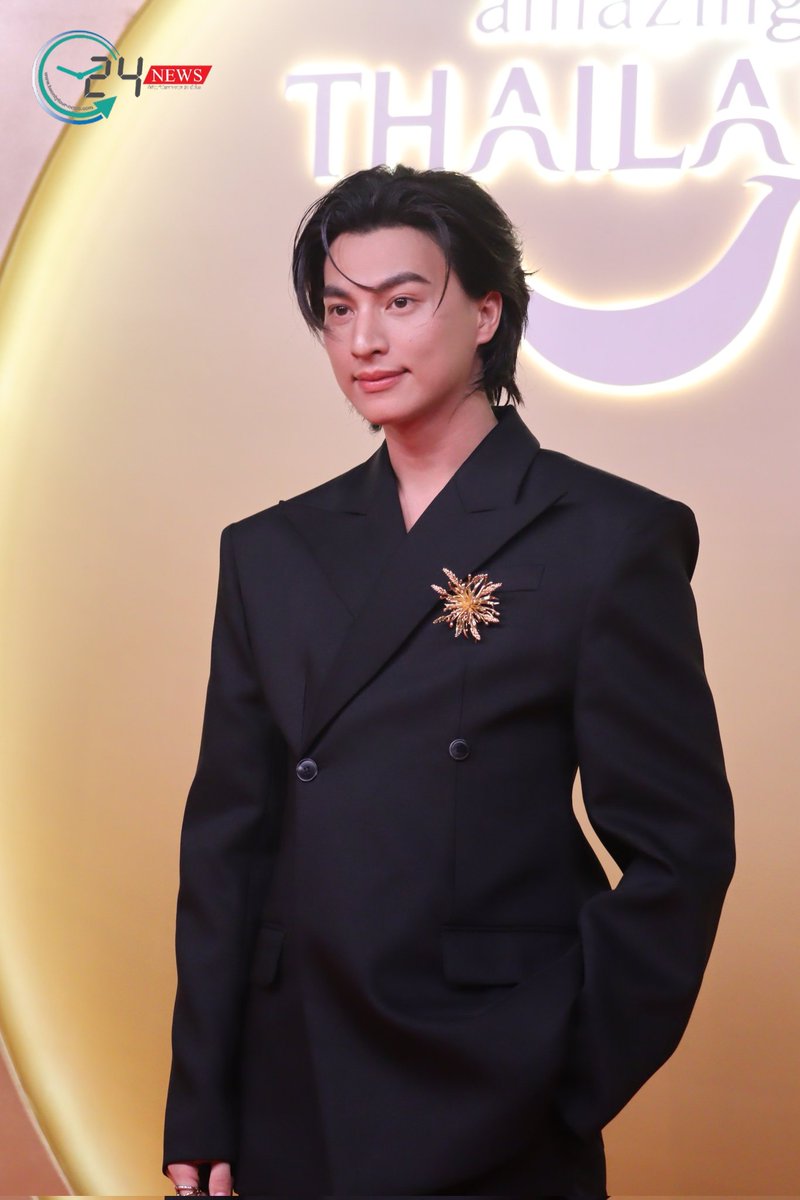 Gulf Morning 🤍🌻 <a href="/gulfkanawut/">gulfkanawut</a>  ป๊อกไปตั้งแต่หัวค่ำ ตื่นเช้ามาไล่ดูความอลังการงานของ ททท. กลัฟได้เป็น 1 ใน Friend of Amazing Thailand ยินดีด้วยนะครับ ปังตั้งแต่ต้นปี
GULF X AMAZING THAILAND
#AmazingThailandExclusiveNight
#กลัฟคณาวุฒิ #GulfKanawut