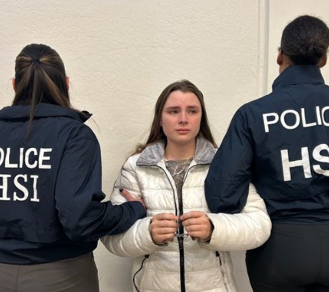 0hour1's tweet image. Do you love homeland security.