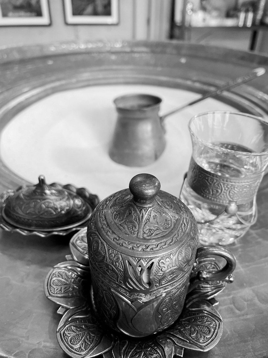 本日スタッフ体調不良により臨時休業致します。
ご来店予定のお客様には申し訳ございません。

#トルココーヒー
#ターキッシュコーヒー
#turkishcoffee
#スパイスコーヒー
#アロマティックコーヒー
#モスクコーヒー
#ロクム
#ターキッシュディライト
#トルコアイス
#トルコアフォガート