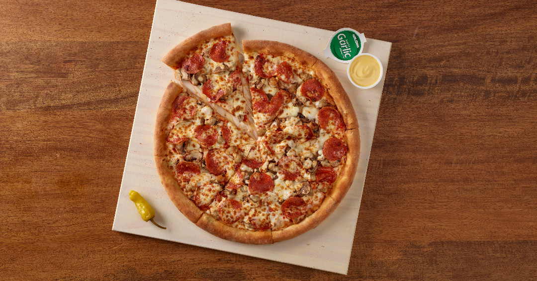 Create it. Crave it. Crush it 😎🍕 Any Large Pizza for just $10.99—no compromises, just flavor 🧀🍅🔥🙌