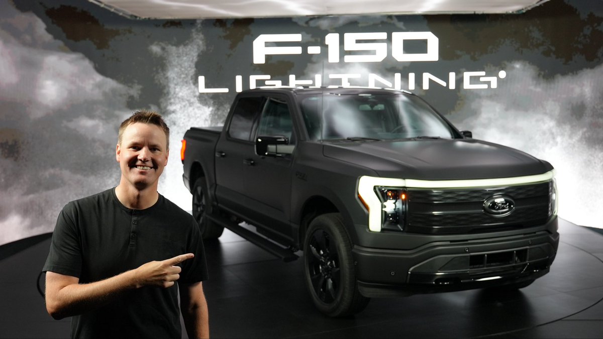 WHAT'S INSIDE? tweet media