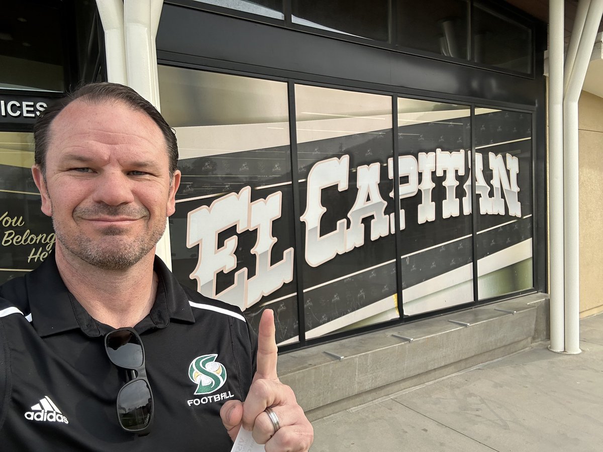 Adam Clark tweet media