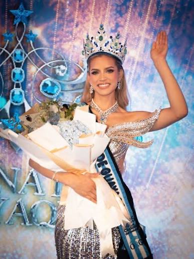 Abby Riqueros tweet media