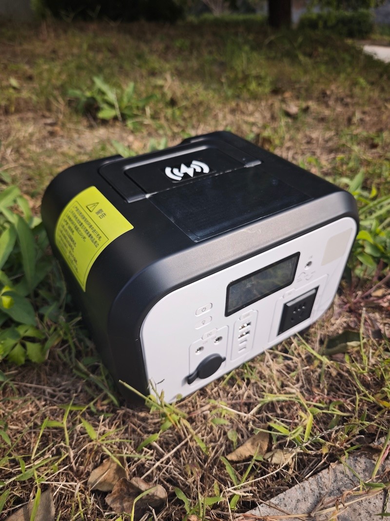Qinlu_energy's tweet image. 🌲🔋 Adventure meets power! 

Qinlu’s 1kWh portable energy solution: 1200W output, multi-ports, solar-ready, LED night light &amp;amp; display. Ideal for camping, emergencies &amp;amp; off-grid use. 

#PortablePower #OutdoorEnergy #EmergencyLighting #CampingEssentials #Qinlu