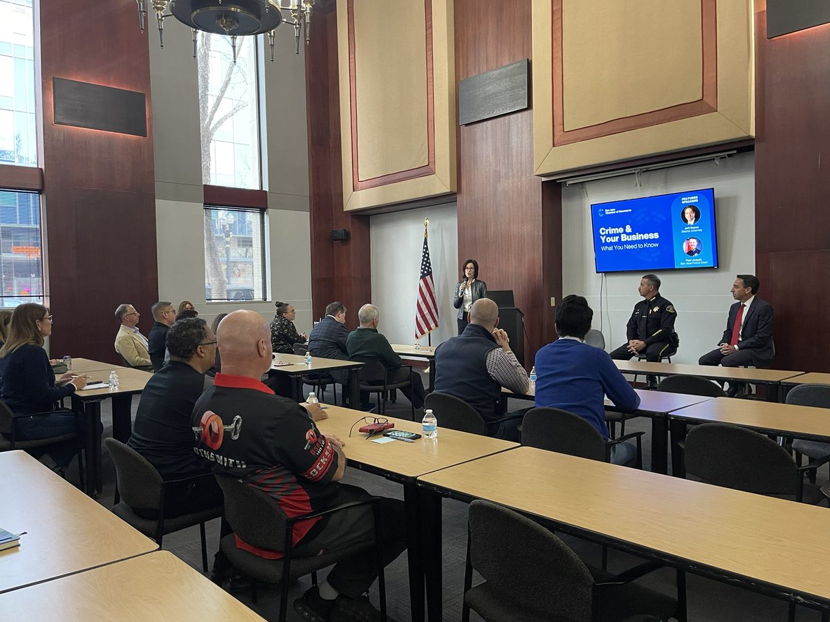 Today, SJPD Chief Joseph spoke at a public safety forum hosted by the San Jose Chamber of Commerce to share crime trends and best practices for our business community in San Jose. When we engage with our community, we create strong relationships with our businesses, employees,