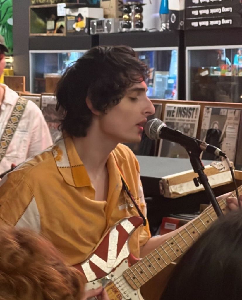 ivypoop's tweet image. oomf just showed me this picture and I think I started levitating