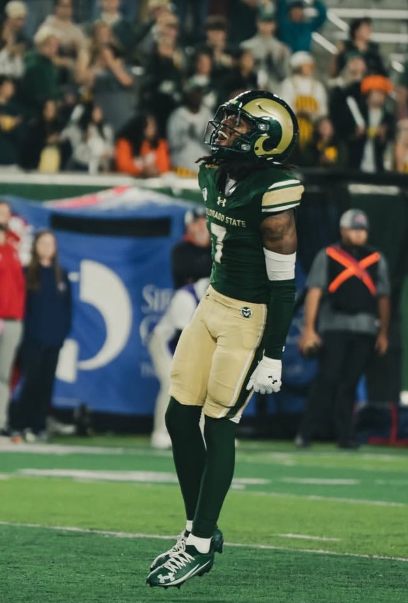LadeadrickJames's tweet image. #AGTG After a great conversation with   @CoachDHilliard , I’m blessed to receive an offer from Colorado State University 🟢⚪️
@beaudsidwell @JUCOFFrenzy @JuCoFootballACE @jucoweekly @AllenTrieu @BrandonHuffman