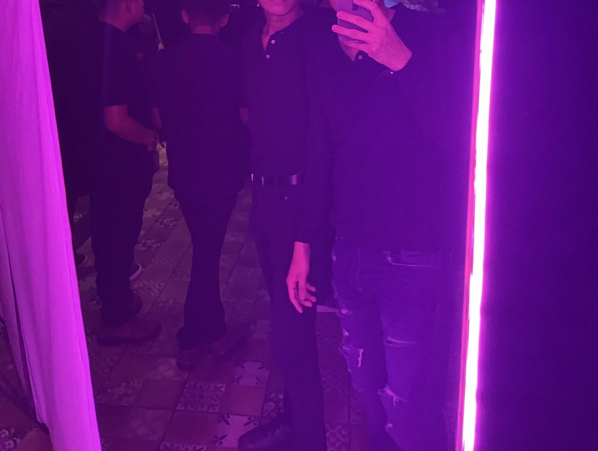 devilprayht's tweet image. ¿Alguien de Morelia q invite a salir a este par? Manden priv :)