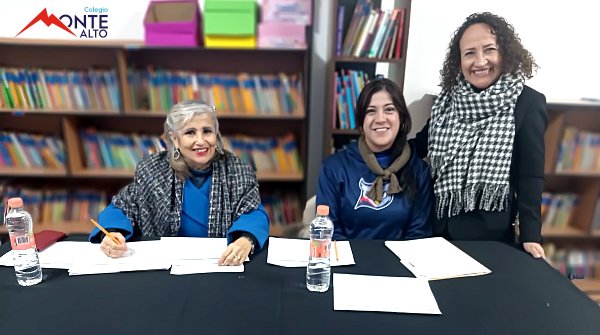 MonteAltoMX's tweet photo. ¿El superpoder de hoy? ¡La lectura! 🦸‍♂️📖

Nuestros alumnos de primaria brillaron en el Concurso de Lectura. ¡Felicidades a los ganadores por este gran logro! 🏆

Agradecemos al experimentado jurado que calificó la lectura de los alumnos en este concurso. https://t.co/c1Q3lEXn4J