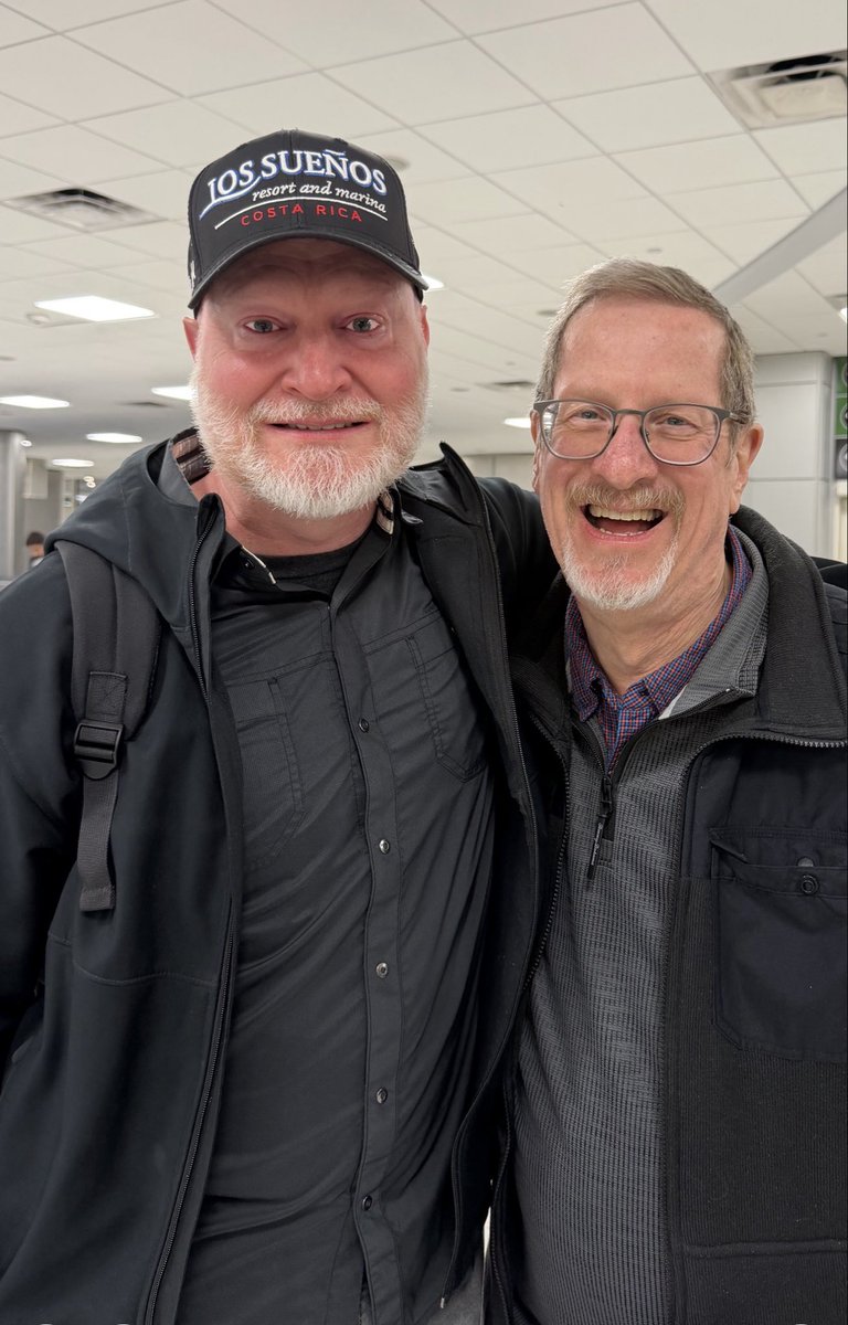 rlwiggins's tweet image. The Power of a Book
Books are powerful. I have had many people tell me that the message of my book has changed their lives. Recently, I had a chance to tell Lee Strobel what a difference his book, The Case for Christ, made in my life. What a great man.