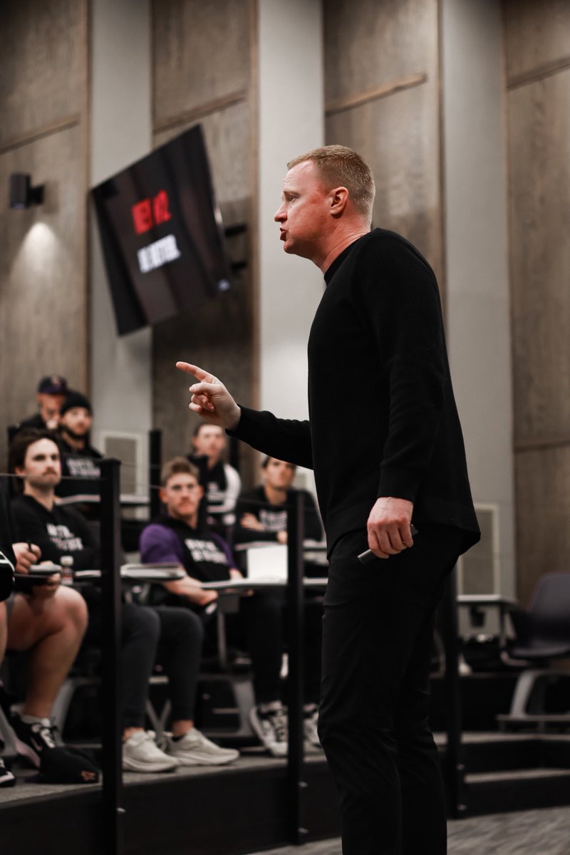 KWUBaseball's tweet photo. Just want to give a huge shoutout to alum @PhilBeckner for coming to speak to our team yesterday! Incredible talk and chance for our guys to learn from someone with an elite mindset. If you wear it, then you better be about it. 
@BeBetterBeDiff https://t.co/gWdqTgl5kK