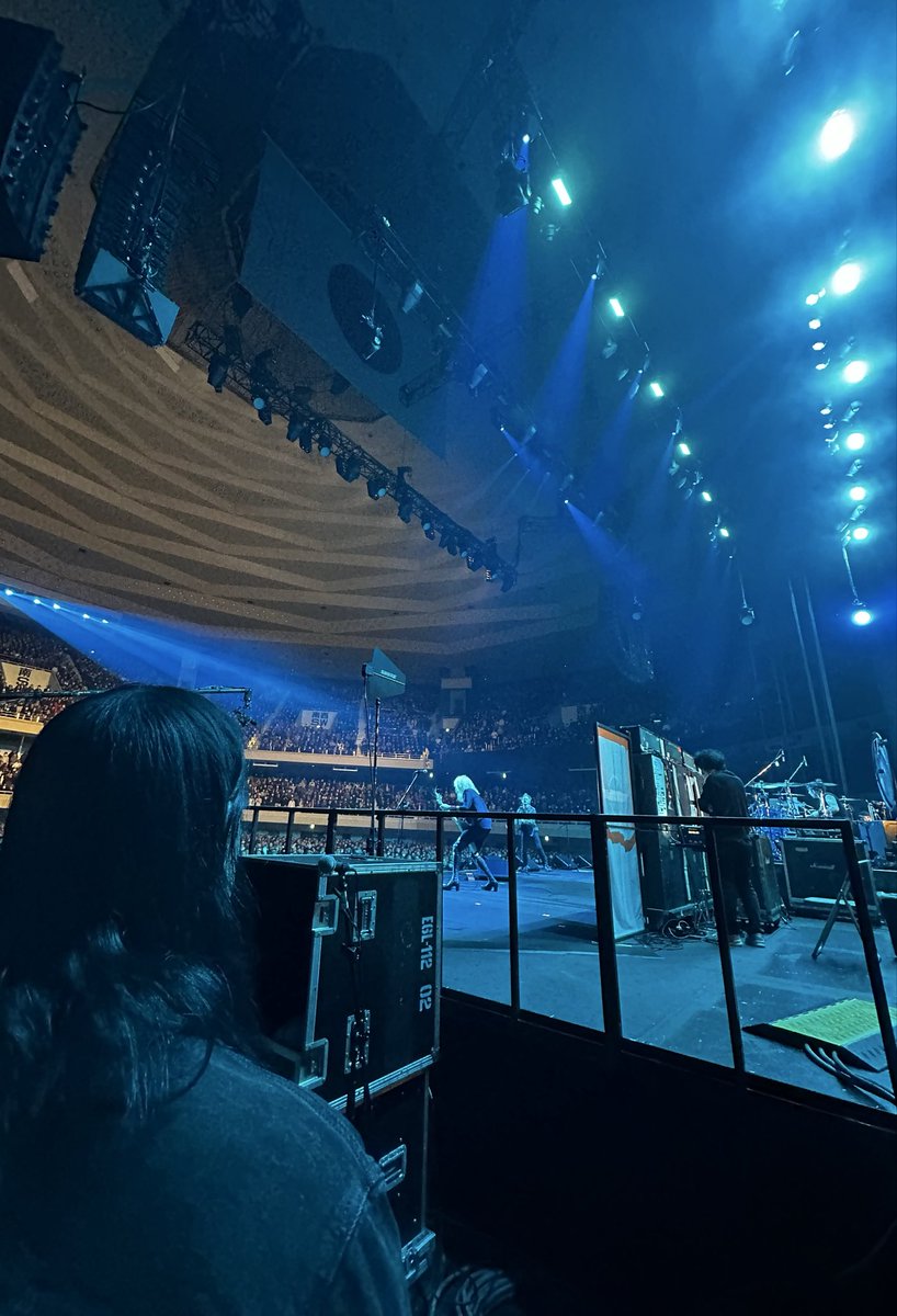 Michael_Amott's tweet image. 憧れの人から、人生の中で一番ベストなギターレッスンを受けることができた。言葉が出ない。彼のギターを今でも聴けるなんて俺たちはなんて幸せ者なのだろう🙏🏻 🛸 🎸