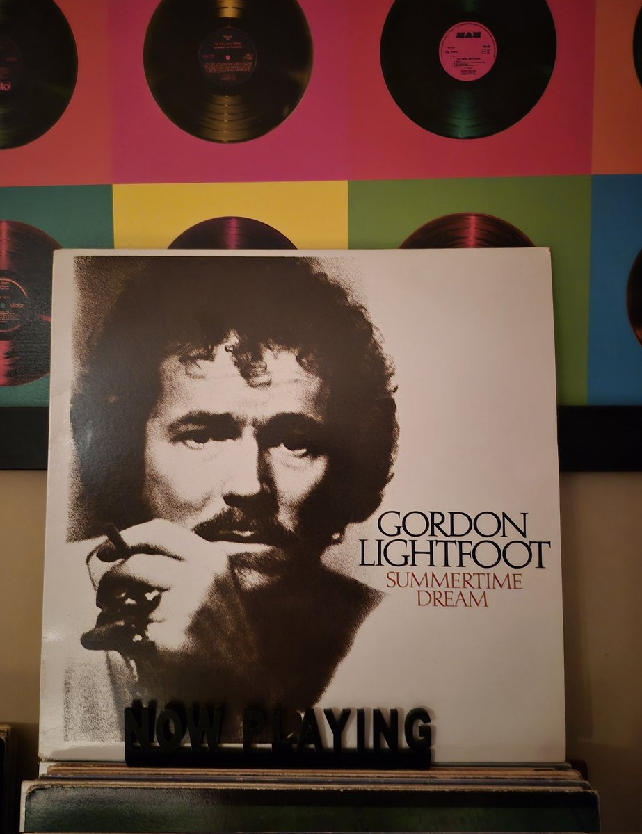 BMusseau's tweet photo. Wednesday Spin. Summertime Dream...Gordon Lightfoot. #canadianicon #gordonlightfoot #vinylrecords https://t.co/1151F9Vy4Z