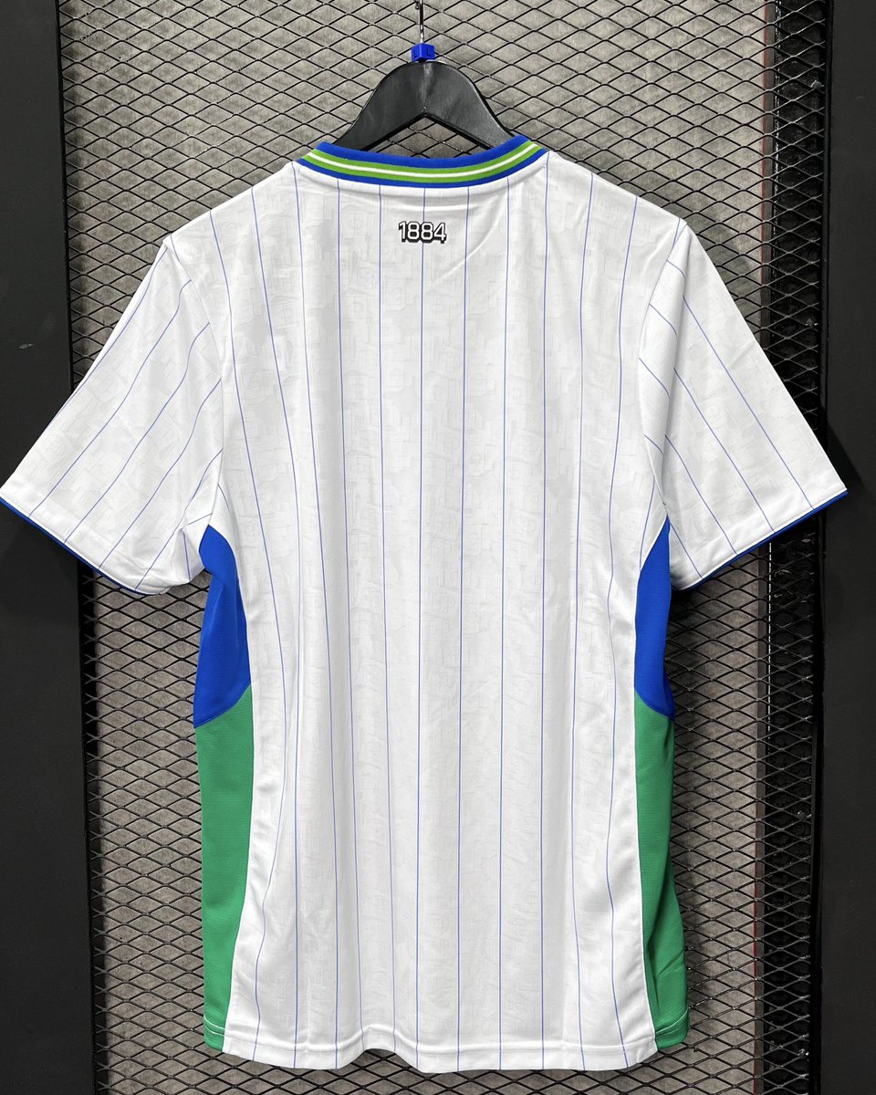 jmtv_id's tweet photo. Jersey Tranmere Rovers Home 2025/2026 by Mills bisa JMTeam beli di JMTV!

Berikut link pembeliannya:
https://t.co/zOwUS2nins

Buruan ya, siapa cepat dia dapat ☺️ https://t.co/zMDpOZNhvm