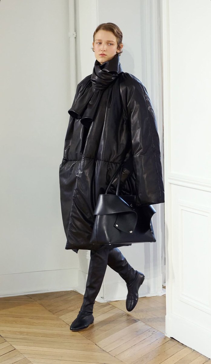 toteme マフラーコート　ブラック　36 Embroidered scarf jacket black – TOTEME