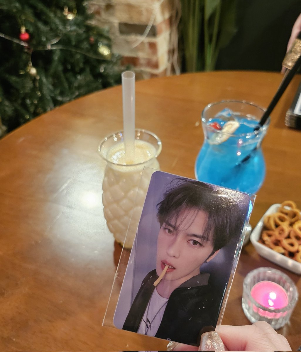 감자튀김포카 진짜 개잘생긴거같음 진짜 너무좋고...