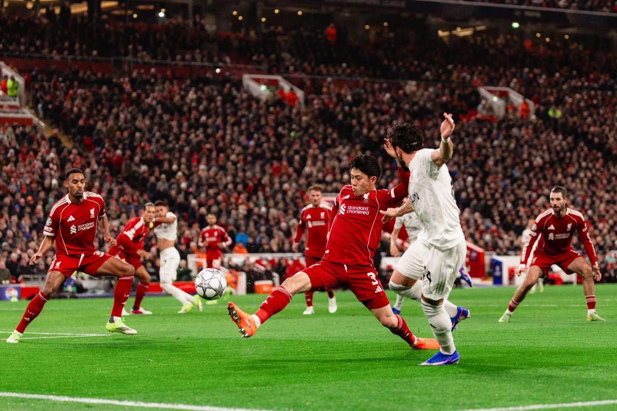 遠藤 航 (Wataru Endo) tweet media