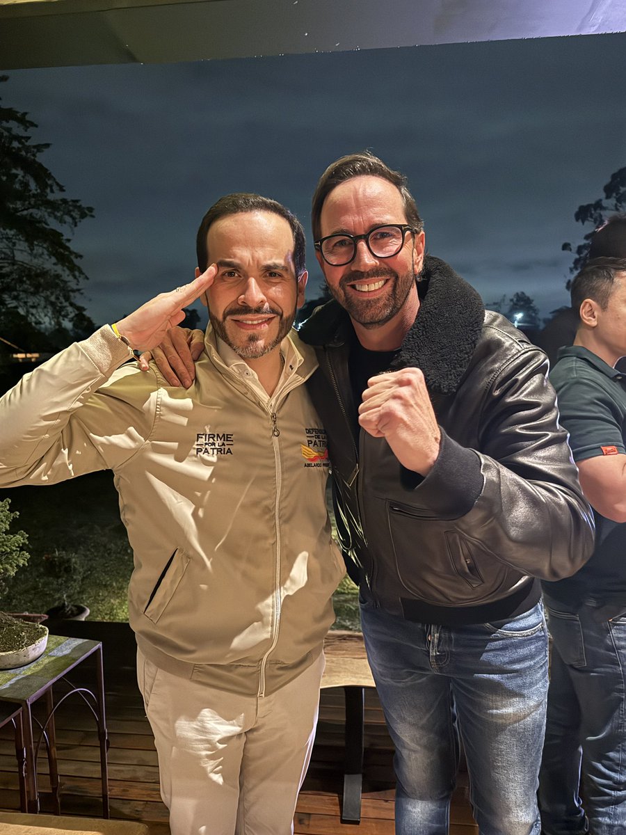 Firmes por la patria 🫡🇨🇴 <a href="/ABDELAESPRIELLA/">Abelardo De La Espriella</a>