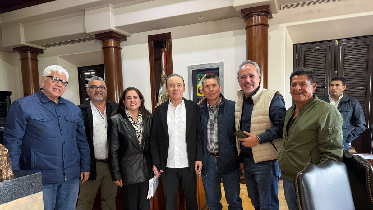 CelidaLopezc's tweet image. Nuestro gobernador @AlfonsoDurazo encabezó la reunión de trabajo con representantes del sector pesquero del Alto Golfo, donde coordinamos esfuerzos junto al comisionado nacional de @Conapesca, @RigoSalgadoV, para impulsar el desarrollo sostenible de la pesca y la acuacultura del…