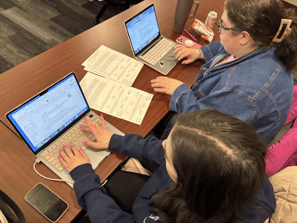 D83 Shines tweet media