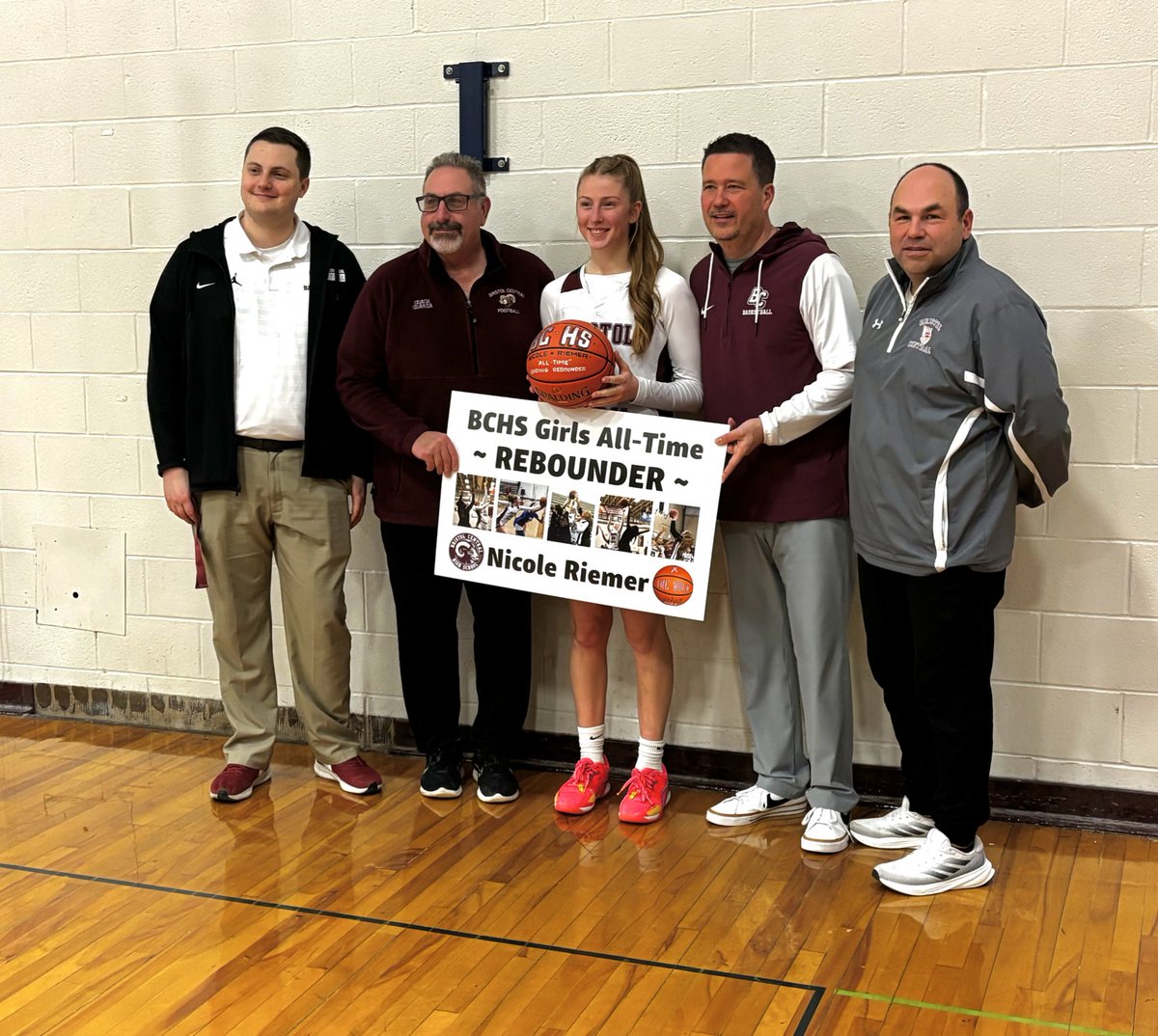 Nicole Riemer Nicole Riemer |6’0”| #24| Guard/Forward| c/o 2026 (@NicoleRiemer ...