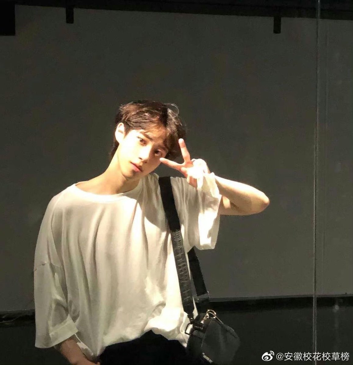 iriochyo's tweet image. i don’t play about predebut arno