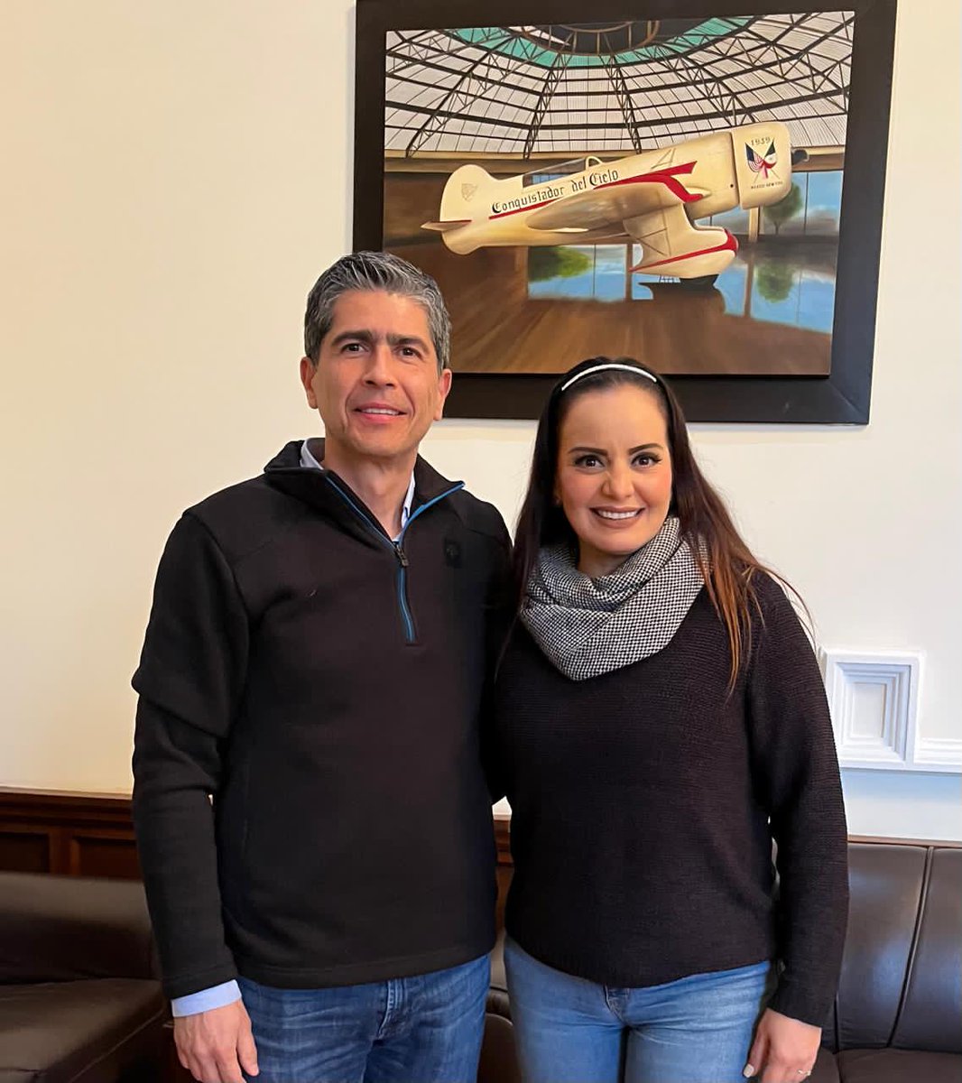 Cuando la iniciativa privada y el gobierno trabajan de la mano, el desarrollo económico regional se fortalece.

Nuestro presidente, <a href="/MarceloObeso/">Marcelo Obeso</a>, participó en la reunión que sostuvo la Alcaldesa de Lerdo, <a href="/SCTorrecillas/">Susy Carolina</a>, con organismos empresariales de La Laguna.

En la reunión,