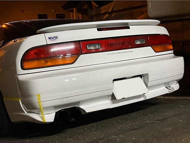 ﾄﾞｸﾄﾞｸﾄﾞｸﾄﾞｸ...!!
開発メモが見えたので、こっそり皆さんに共有。

RPS13 180SX 中期セット
・ノーマルボンネット
・フロントバンパー（CAリップ）
・サイドステップ
・中期テール
・中期羽　→樹脂パーツで開発

拡散して製作する方向に持っていきましょう😎笑
いいね・RTお願いします✨