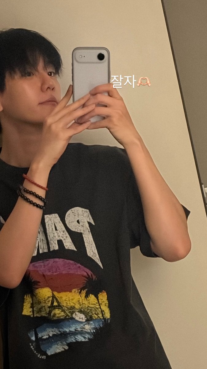 knockknock0408's tweet image. BAEKHYUN ins