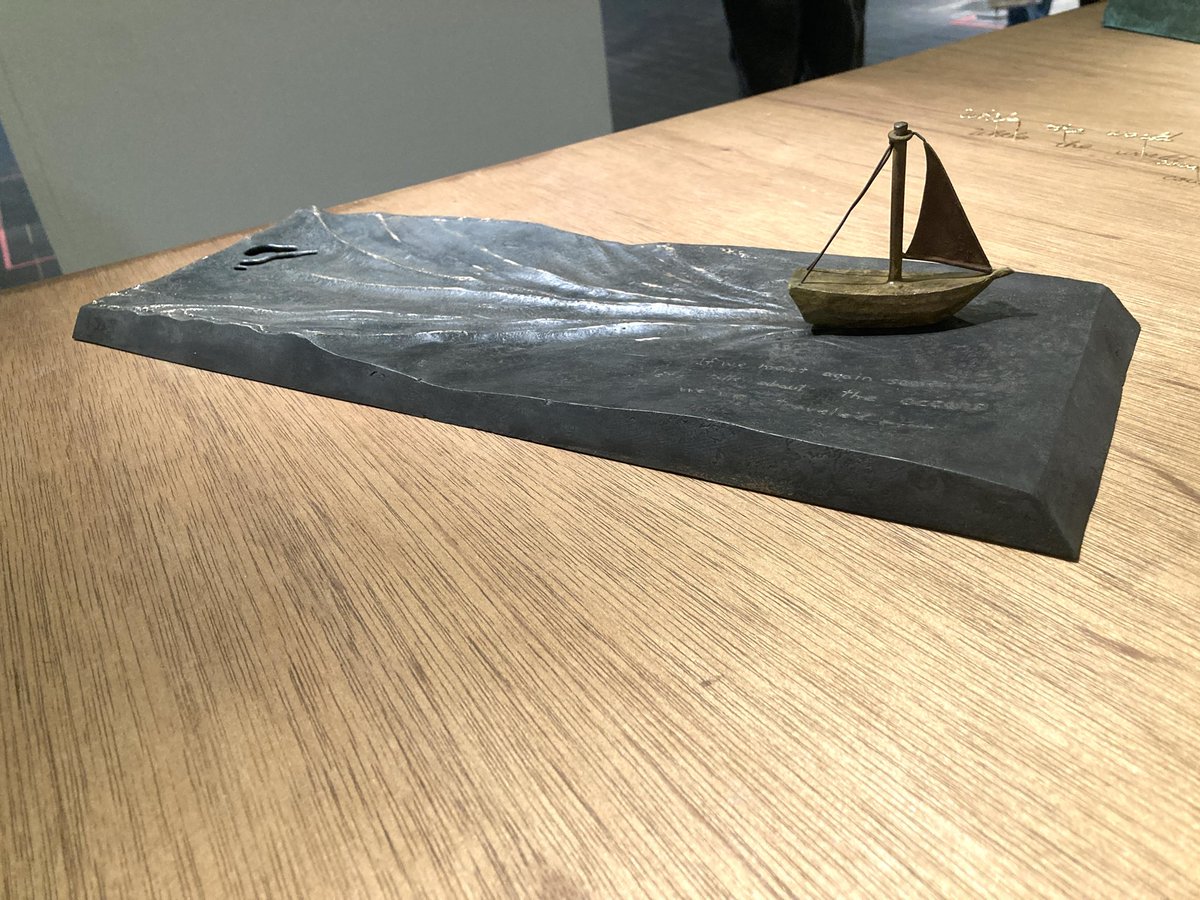 良き。影も素敵でした。

#芸大
#卒展