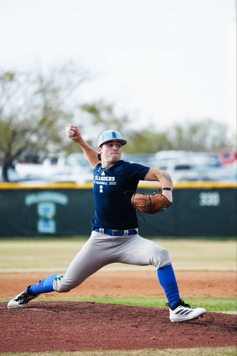 Islanders Baseball tweet media