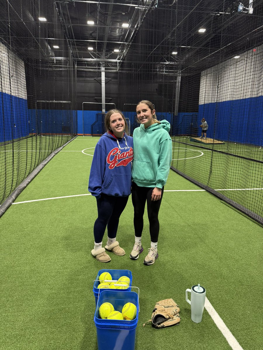 Lily Brown tweet media